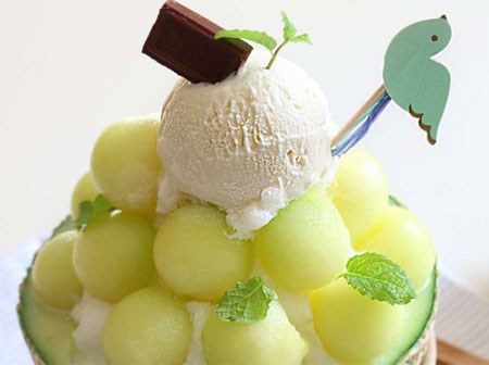 Bingsu dưa lưới - bạn cũng có thể tự làm tại nhà ngon không thua tiệm!