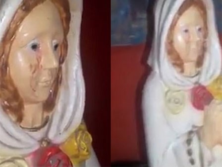 Hàng trăm người kéo tới một thị trấn tại Argentina để chứng kiến tượng Đức mẹ Đồng trinh khóc ra máu