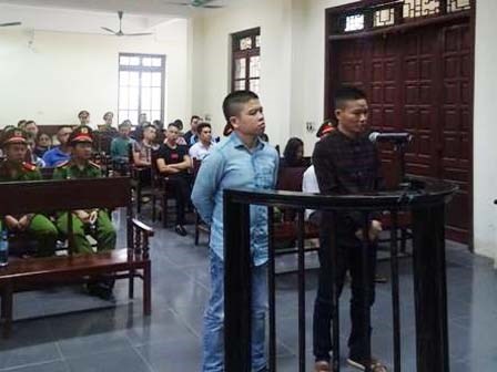 “Thánh chửi” Dương Minh Tuyền bị tuyên phạt 32 tháng tù giam