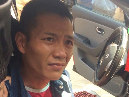 Thạc sĩ chế bình xăng hai đáy cất giấu heroin