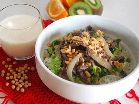 Đổi bữa sáng và bữa tối cho nhau mới đúng: Hóa ra bao lâu nay chúng ta toàn ăn sai cách