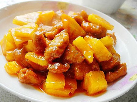 Cách làm thịt lợn kho dứa cho bữa trưa lạ miệng