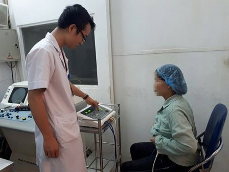 Hoại tử hậu môn vì đắp lá chữa trĩ