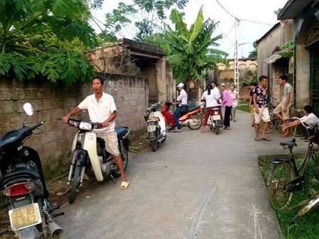 Người phụ nữ bị siết cổ, tử vong trong chuồng gà
