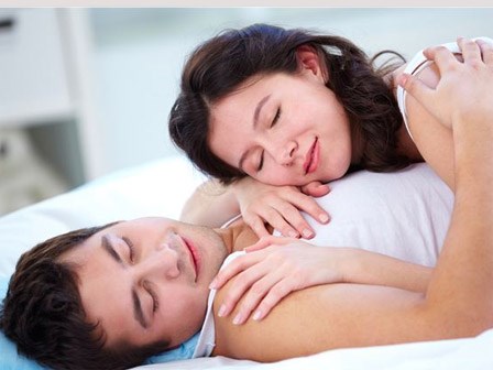 Chỉ cần quan sát biểu hiện này khi “yêu” là đủ biết anh ấy có yêu bạn thật lòng không