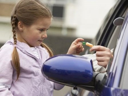 Sốc: 10s thôi con bạn có thể bị bắt cóc ngay trước mắt bạn