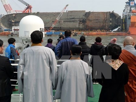 Phát hiện xương nghi là của người bên trong phà Sewol