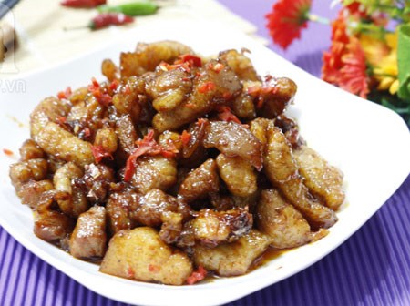 Chỉ là thịt ba chỉ rim chua cay thôi mà ngon đến