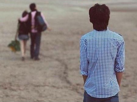 Lòng tự trọng quá cao, tôi đã đẩy bạn gái vào tay người đàn ông khác
