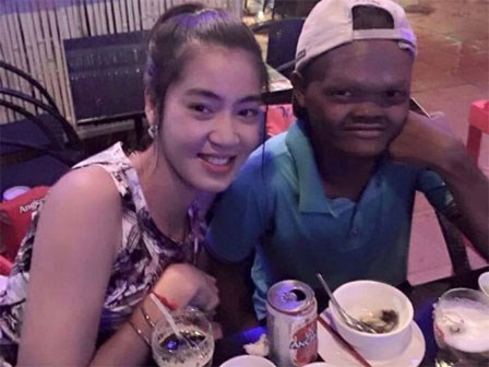 Bị chê cười vì quá xấu, ai cũng bất ngờ khi chàng trai khoe người yêu xinh như hoa hậu