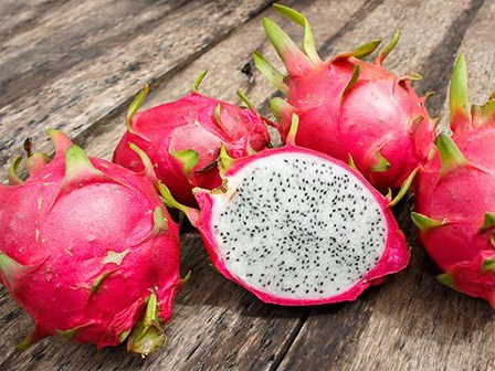 Vì sao thanh long lại là trái cây rẻ tiền, công dụng