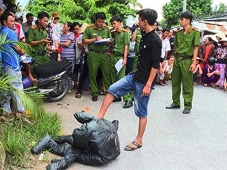 Đánh chết người vì tranh giành bạn gái trên Facebook