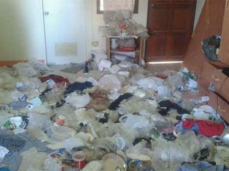 Nữ sinh viên thuê nhà chuyển đi, chủ phòng trọ khóc thét khi thấy khung cảnh tan hoang như bãi rác