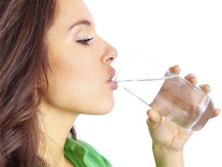 Uống nước như thế nào để giảm cân sau 10 ngày?