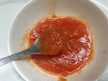 Đu đủ đem nghiền nát rồi trộn với thứ này, thoa đến đâu da bật tone tới đó