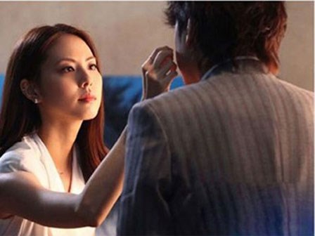 Ngày nào anh cũng mặc comple đi làm, ai ngờ sự thật đau điếng đằng sau