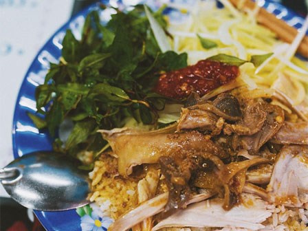 7 món ăn đường phố ngon đừng hỏi, đến mà Hội An chưa ăn đủ thì đừng về