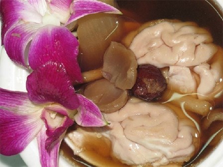 Những bộ phận của lợn bị lầm tưởng là bổ nhưng ăn sai cách lại rất độc!