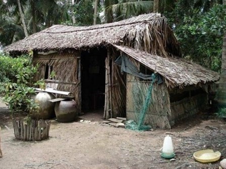 Về ra mắt gia đình người yêu, bắt gặp căn nhà lá như này, bạn có phản ứng giống cô gái ấy không?