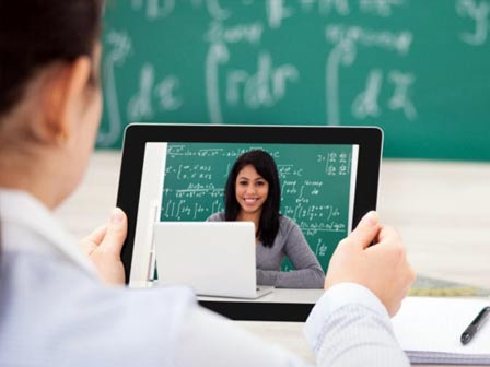 Không còn cảnh chen chúc chật chội, lò luyện thi đại học hiện nay vắng tanh không một bóng người-3