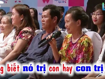 Cô gái đi kiếm chồng bị mẹ đẻ “vạch tội”, kể xấu, cảnh báo chàng trai hãy cẩn thận!