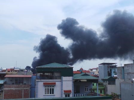 Cháy lớn tại làng Triều Khúc