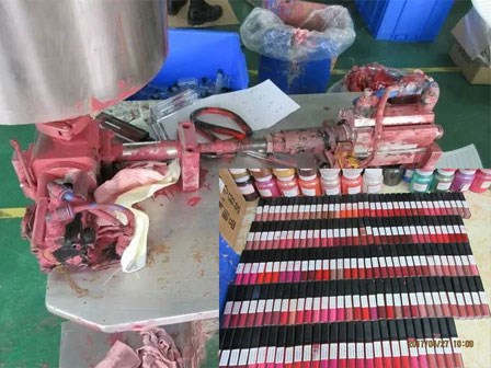 Rất nhiều thể loại mỹ phẩm 