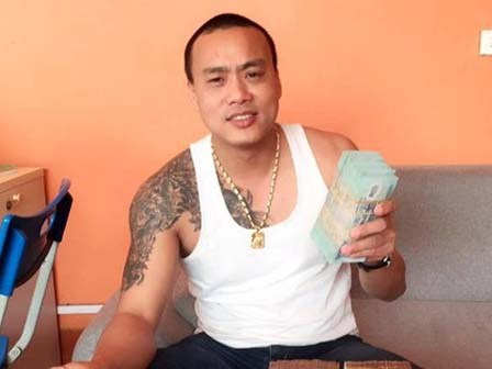 Bố nghi phạm chém nam thanh niên đứt rời thi thể: