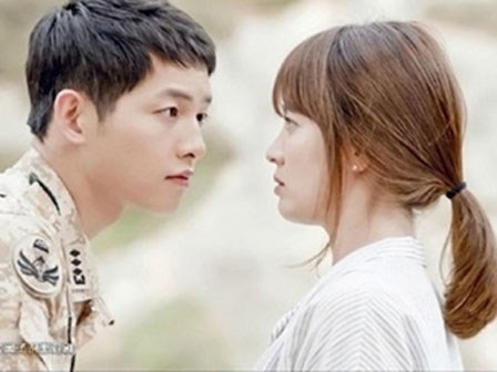 Tướng phu thê hiển hiện trên mặt - Trời sinh Song Joong Ki, Song Hye Kyo đã là một cặp