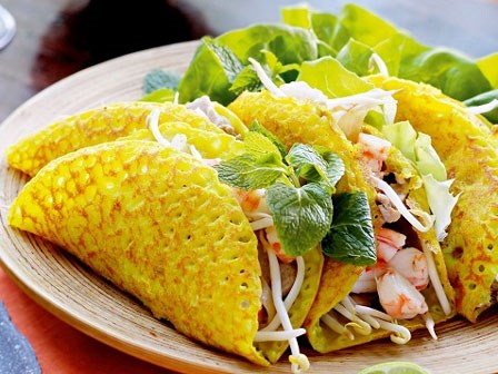Bánh xèo Việt Nam được các nam thần Hàn Quốc xưng tụng là 