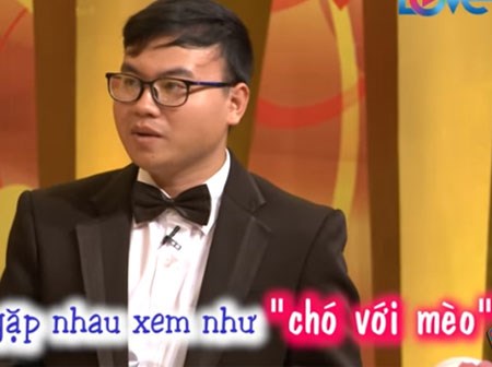 Chia sẻ thú vị của anh chồng từng 'ghét vợ như chó với mèo', cấm vợ mặc bikini khi đi biển