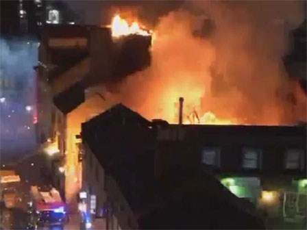 Cháy lớn tại khu chợ nổi tiếng ở London