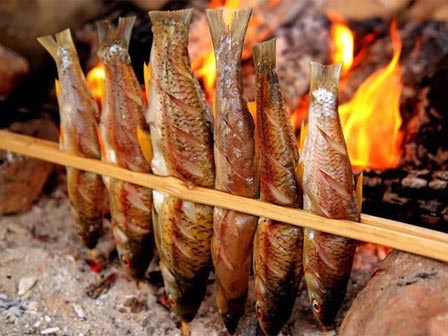 5 nhóm người nên đặc biệt cẩn thận khi ăn cá để không 