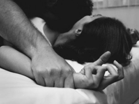 Ám ảnh nặng nề vì chồng