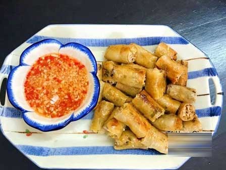 Làm nem rán thập cẩm kiểu này đảm bảo cả nhà khen
