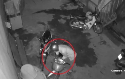 Clip: Táo tợn bẻ khóa, 