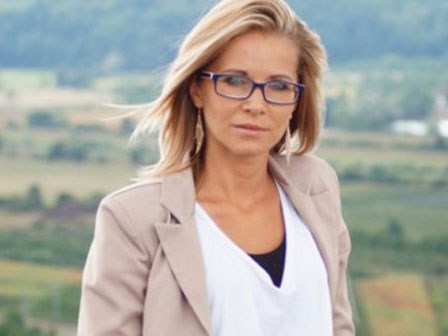 Giả mù gần 30 năm để khỏi phải giao tiếp với mọi người