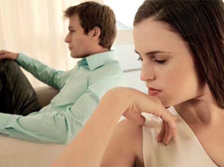 Tôi không ngờ có một bí mật lớn trong chiếc phong bì mẹ chồng gửi cho chồng tôi