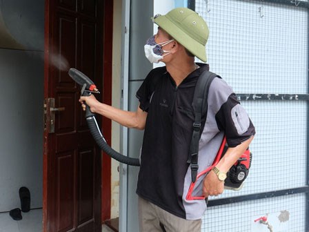 3 bệnh nhân tử vong do sốt xuất huyết, người dân và sinh viên ở Hà Nội cuống cuồng lo chống dịch
