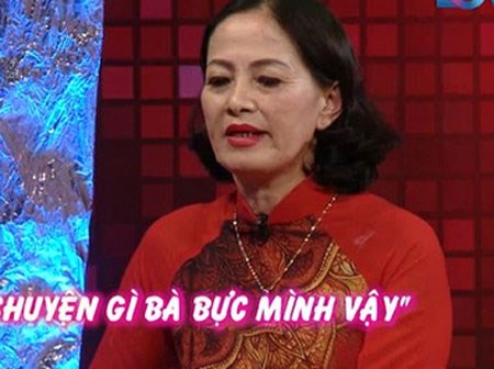 Nàng dâu bật khóc kể chuyện mẹ chồng giận 'không thèm nhìn mặt'