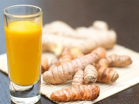 Uống bột nghệ sai cách, bác sĩ ngã ngửa khi thấy có khối bã thức ăn trong dạ dày người phụ nữ-4