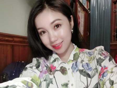 Chân dung nữ sinh Lào gây chú ý trên mạng xã hội Việt ít ngày qua
