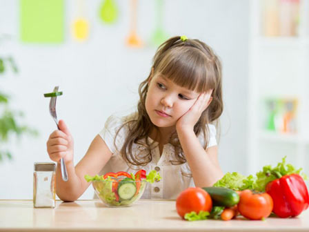 7 sai lầm trong ăn uống làm chứng đau đầu ngày càng nặng hơn-2