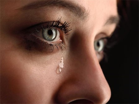 Lợi ích không ngờ của nước mắt