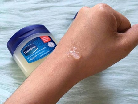 Điểm danh những mỹ phẩm giá rẻ đã hàng trăm năm tuổi và vẫn 