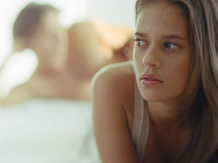 Đau đớn phát hiện vợ từng phản bội, làm