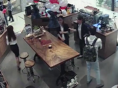 Nhân chứng kể phút người đàn ông đánh nữ nhân viên ở Saigon Center