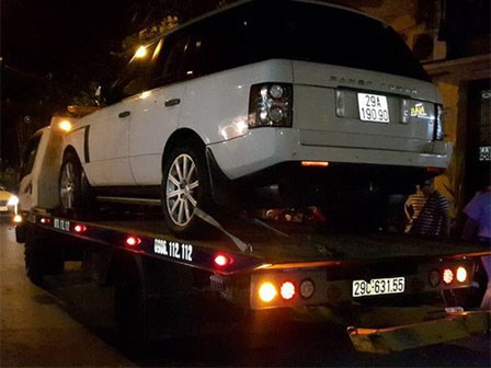 Danh tính tài xế Range Rover tông bé trai 2 tuổi tử vong