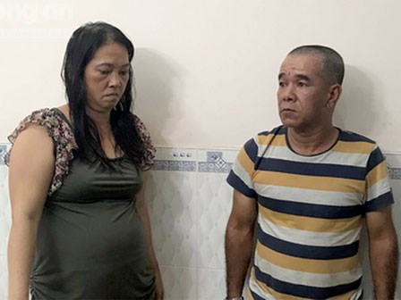 Đôi vợ chồng điều hành đường dây mại dâm giá 700 ngàn đồng