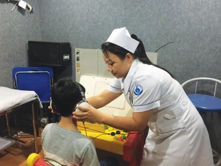 Liệt mặt, méo miệng vì biến chứng viêm tai giữa